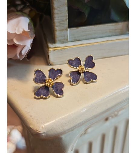 Дамски обици