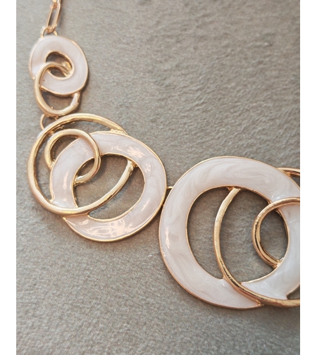 Дамско колие