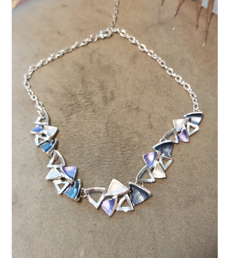 Дамско колие