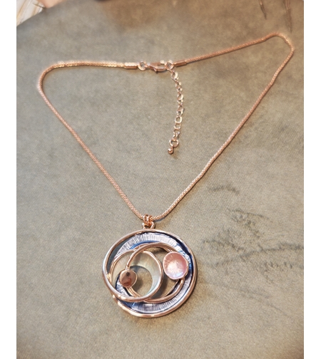 Колие с медальон