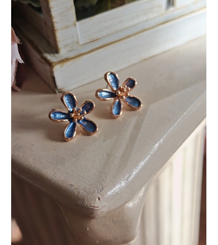 Дамски обици