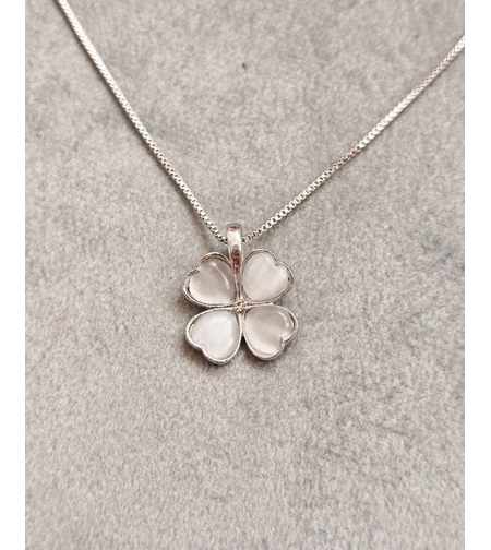 Дамски колиета детелина