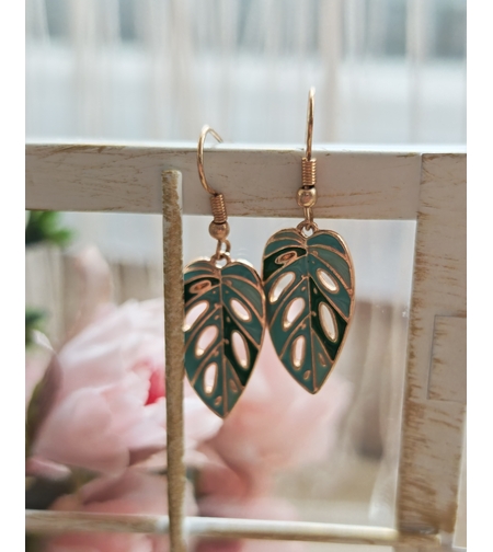 Дамска обици