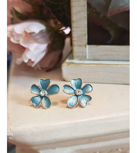 Дамски обици