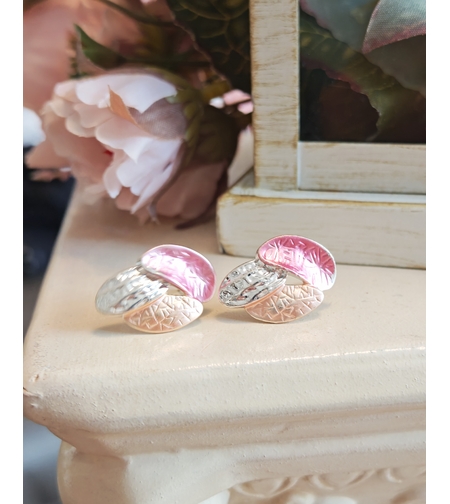 Дамски обици