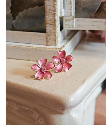 Дамски обици