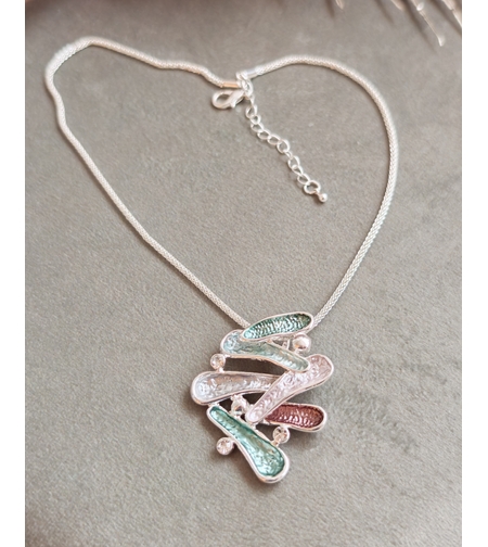 Колие с медальон