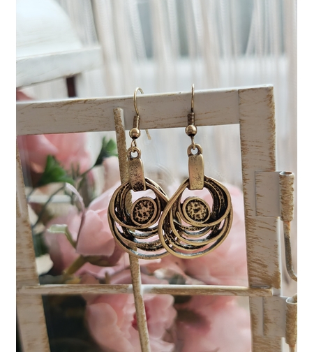 Дамски обици