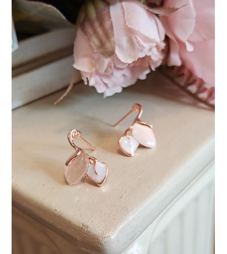 Дамски обици