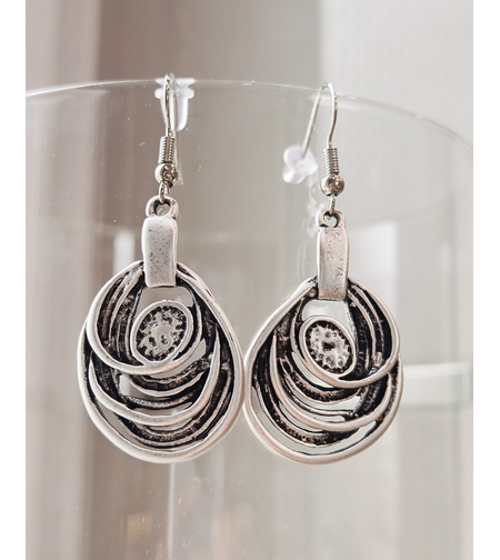 Дамски обици