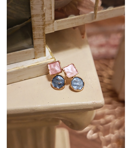 Дамски обици