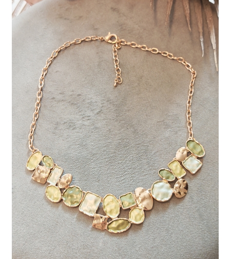 Дамска колиета