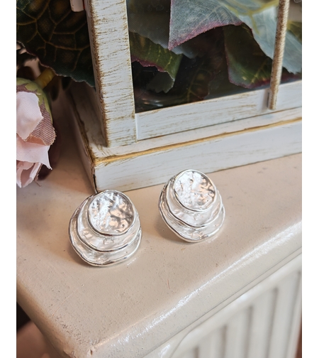 Дамски обици