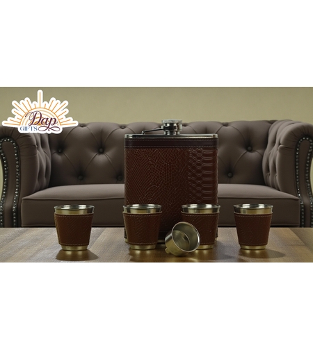 Комплект фласк с 4 чаши (8471600)