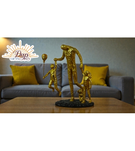 Бащина Любов (7757384)