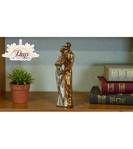 Влюбени с бебе (032548)