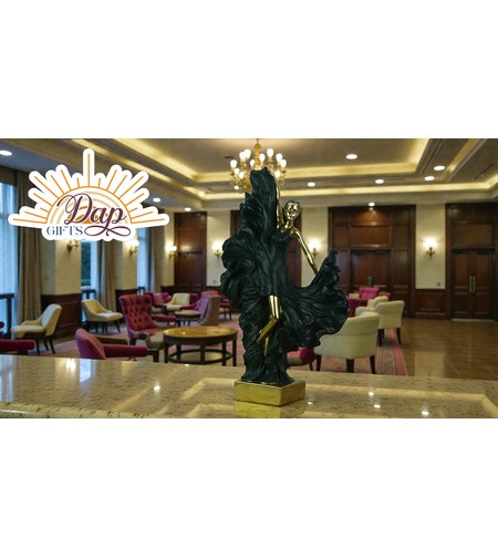 Балерина (8857154)