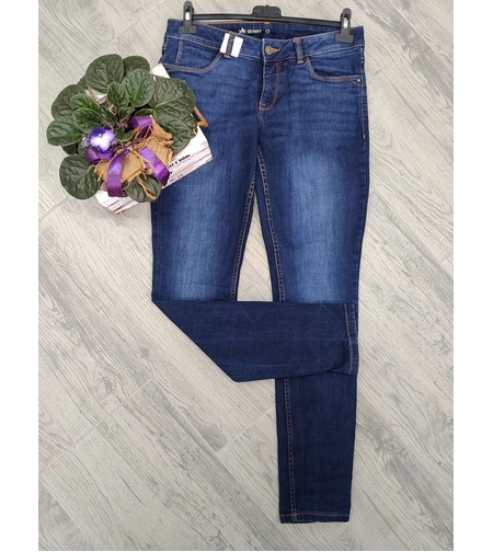 дънки 👖, р-р 38