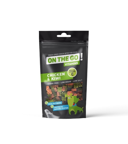 ON THE GO лакомство за куче, пиле и киви 25 г