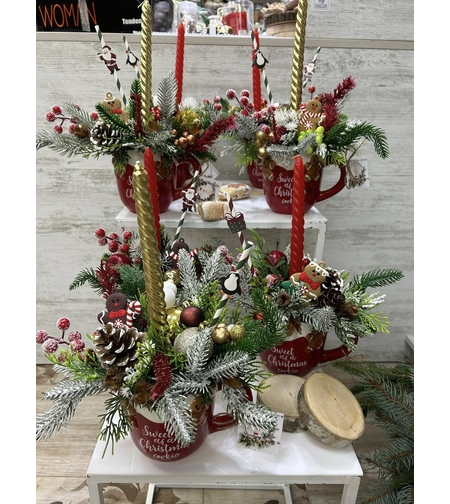 Красив КОЛЕДЕН свещник в чаша с една свещ