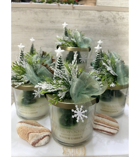 Ароматна коледна свещ елхичка от KARI Art