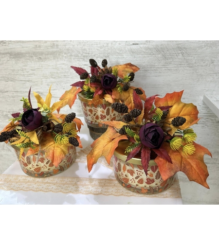 ДЕКОРИРАНИ ароматни свещи