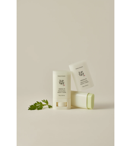 Beauty of Joseon Matte Sun Stick Mugwort + Camelia слънцезащитен крем в стик SPF 50+