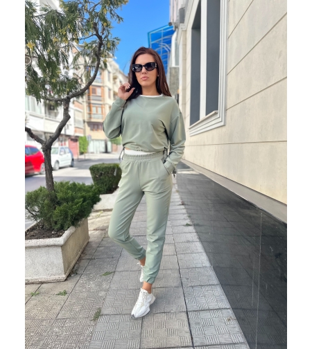 Ежедневен  сет с акцент върху талията — МАСЛИНА