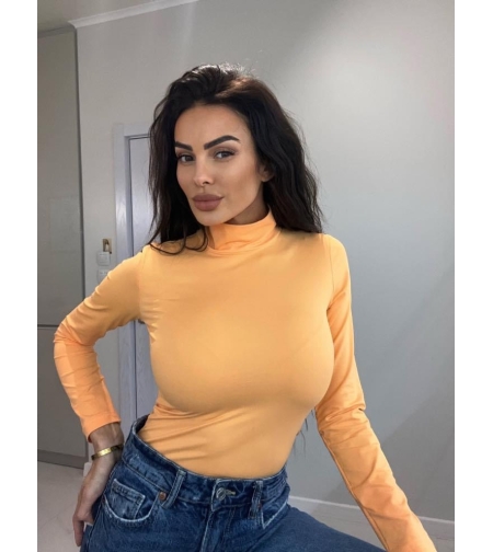 Блуза с висока яка - Кайсия