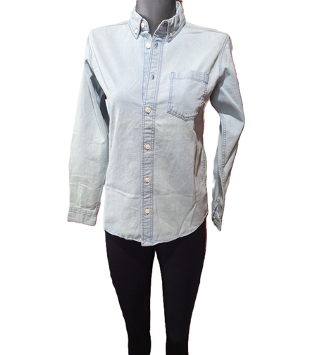 Спортна риза стил и елегантност. XS размер