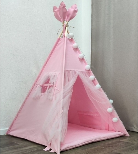 Едноцветна палатка за момиче в розово с тюл и дебело килимче