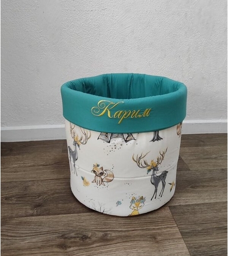 Текстилен персонализиран кош за играчки в горски десен