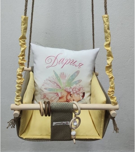 Бебешка люлка с принт на картинка - Фея в жълто