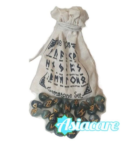 Кесия за гадаене с руни от мъхов ахат