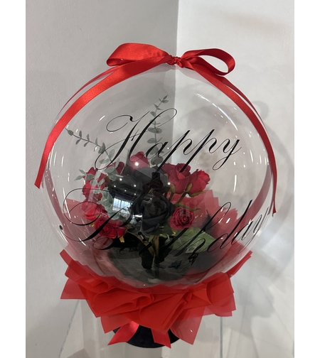 Кристален балон с черно червени рози