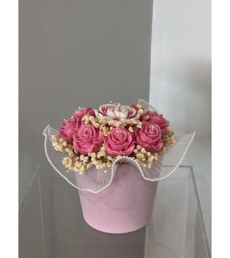 Натурални соеви свещи в розово