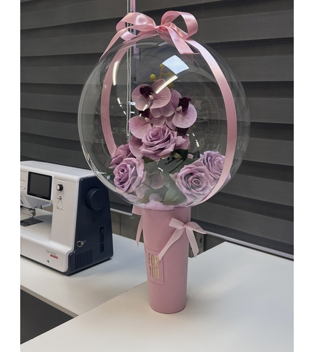 Кристален балон с висока кутия