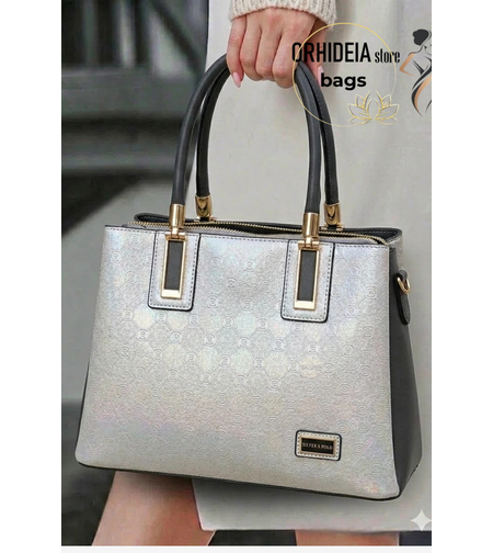 Сребриста дамска чанта Silver Polo от еко кожа с релефна текстура и черни дръжки