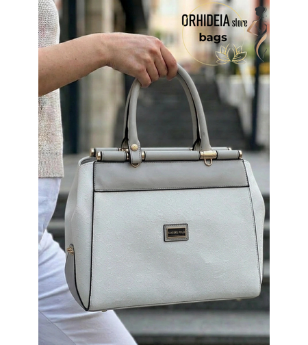 Бяла дамска чанта Silver Polo с релефна текстура и златисти детайли