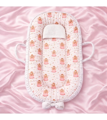 Бебешко гнездо с приказни феи