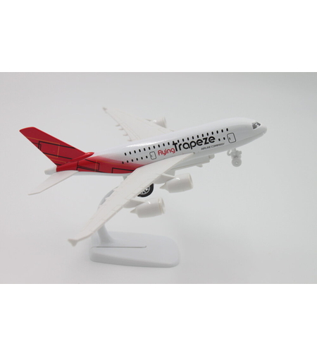 Самолет играчка