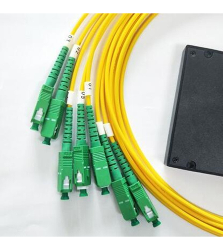 Оптичен сплитер 1x8 с конектори SC/APC
