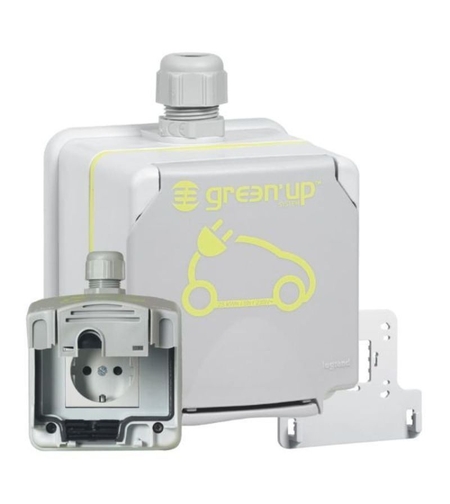 Контакт за зареждане на електромобили 2P 3,7kW IP66 - Legrand Green'up 90472
