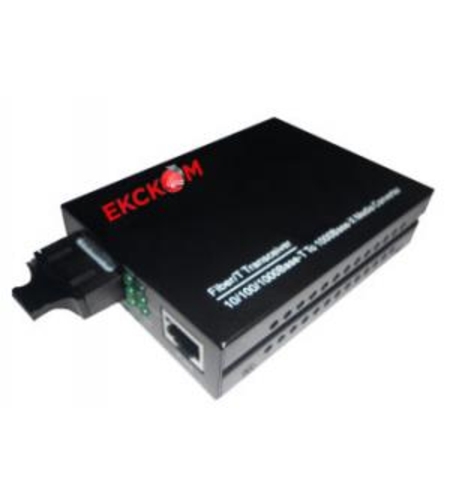 Медия конвертор 10/100M с SFP слот SM