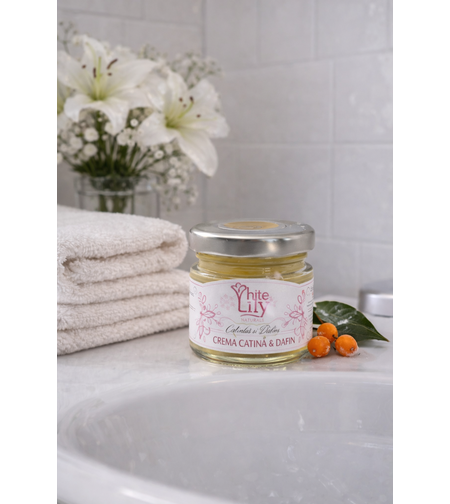 Cremă naturală pentru piele sensibilă – hidratare intensă și calmare, fără parabeni