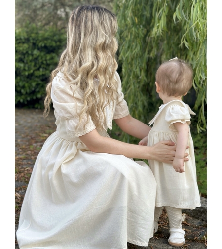 Set mamă–fiică KAROLINA, din pânză topită fină