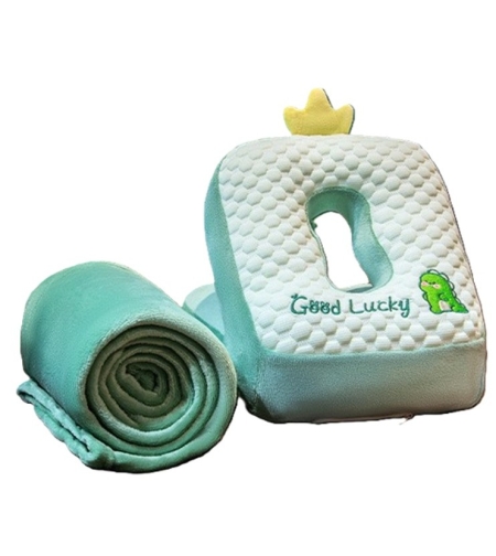Set 2in1 Patura Microfibra si Perna din Spuma, Flippy, pentru Birou, Calatorii, Pauze, Model Dinozaur, Microfibra, 1x1.7 m, 30x35x30 cm, Verde
