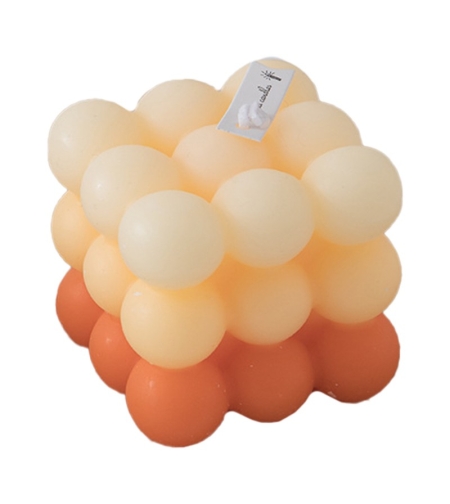 Lumanare Parfumata, Flippy, din Ceara De Soia, Model Cub, Gradient in 3 Culori Pale, 6x6x6 cm, Aroma de Portocale, Orange