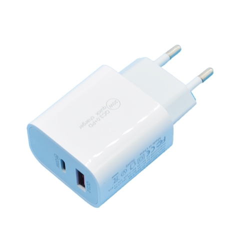 Incarcator Fast Charging QC 3.0, Flippy, Dual Port USB-A si USB-C cu Cap de Incarcare Standard European, 20 W, fara Cablu, Alb