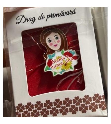 Brosa Mica in Cutie Jolie model Mama e numai una